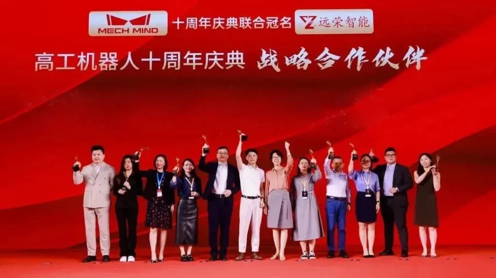 Step giành 3 giải thưởng lớn