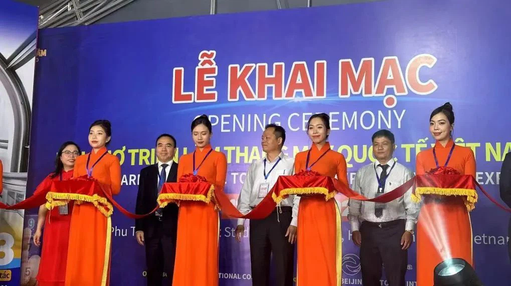 Step tại triển lãm thang máy quốc tế Việt Nam